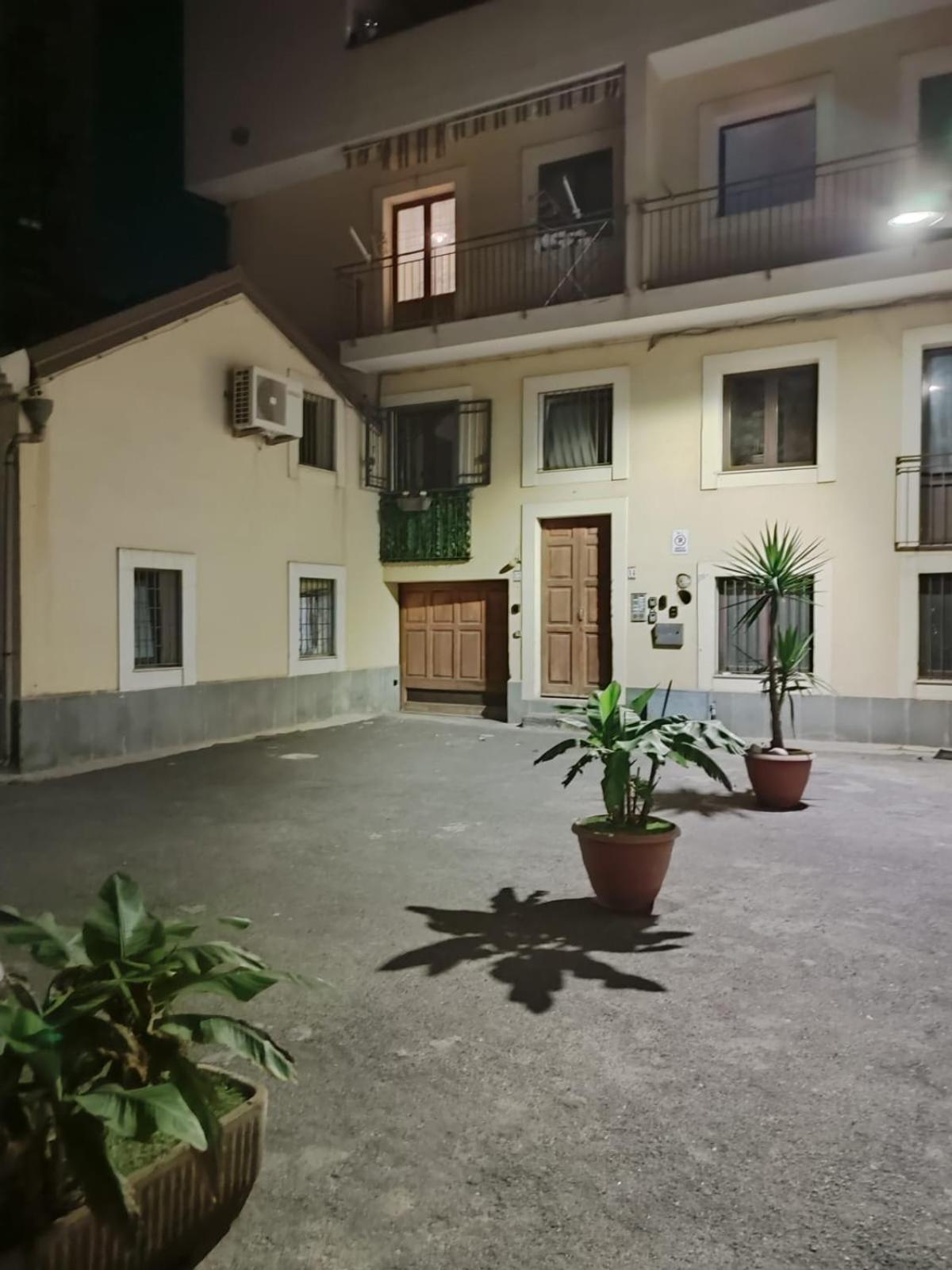 Апартаменты Didi House Duomo Катания Экстерьер фото